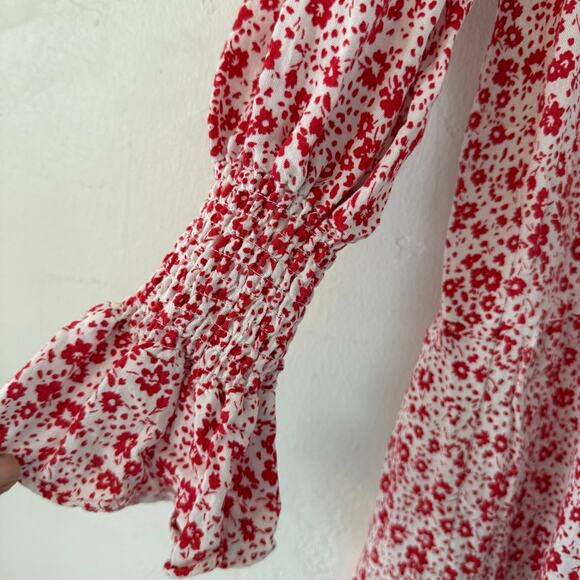 Tuckernuck Pomander Place Scarlet Ditsy Floral Kenzo Dress V Neck Size Small - Picture 10 of 11